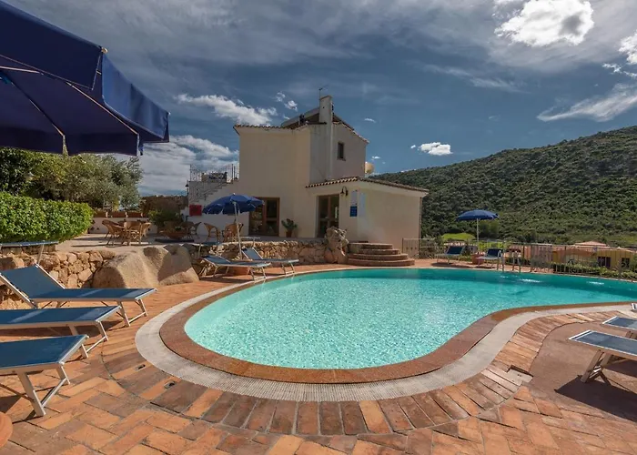 Stunning Bouganvillage 2 Bedroom Num1321 Tanaunella